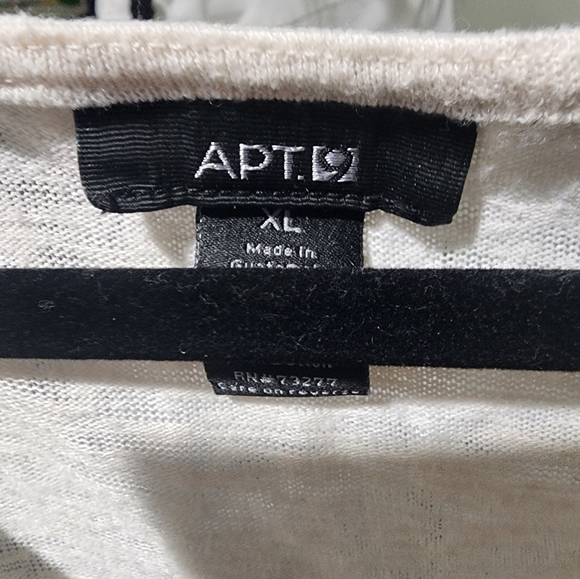 Swimsuit cover up - Picture 3 of 3